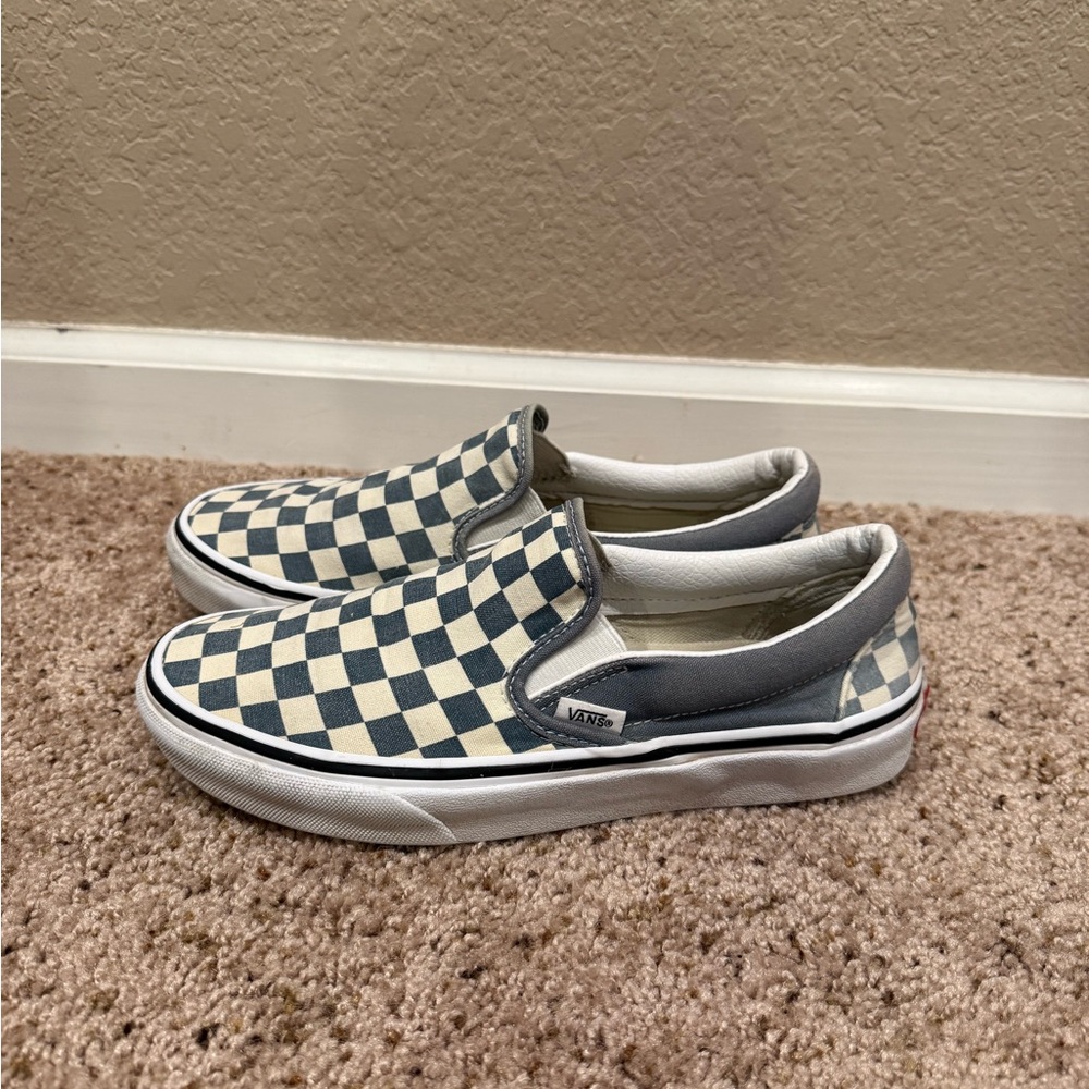 Women’s Checkered Vans (size 8) - Picture 3 of 7